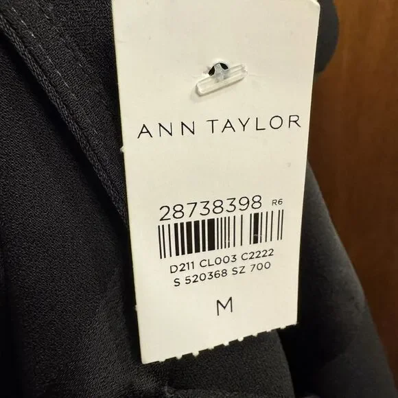 Ann Taylor Blouse Medium Womens Black Striped Satin Top Office Career Minimalist - Picture 7 of 7